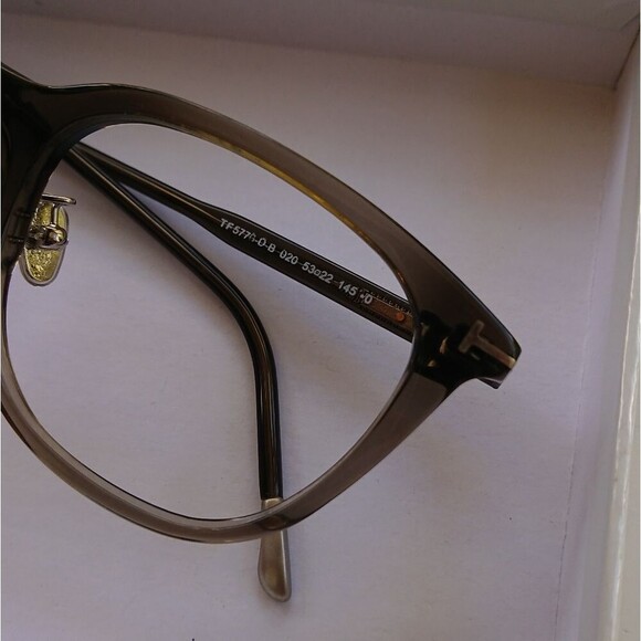 Tom Ford TF5776-D-B 020 53 22 145 0 - Gray frame - Picture 6 of 14